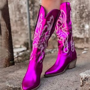 NFR boots worn once